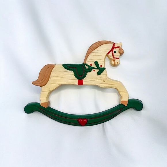 Hallmark Rocking Horse Brooch Vintage 1989 Christmas B5582 Hobby Horse Pin - Picture 1 of 10